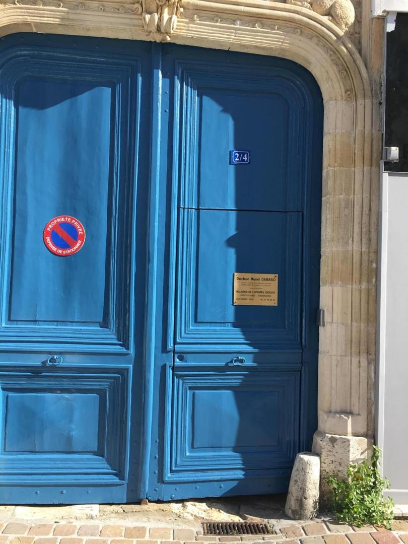Klimt - Parking - Independent Entrance Chartres Exterior foto